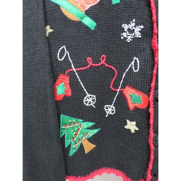 Nutcracker Size Medium Black Red Christmas Teddy Bear Sweater Holiday Ski Skate - Picture 4 of 8